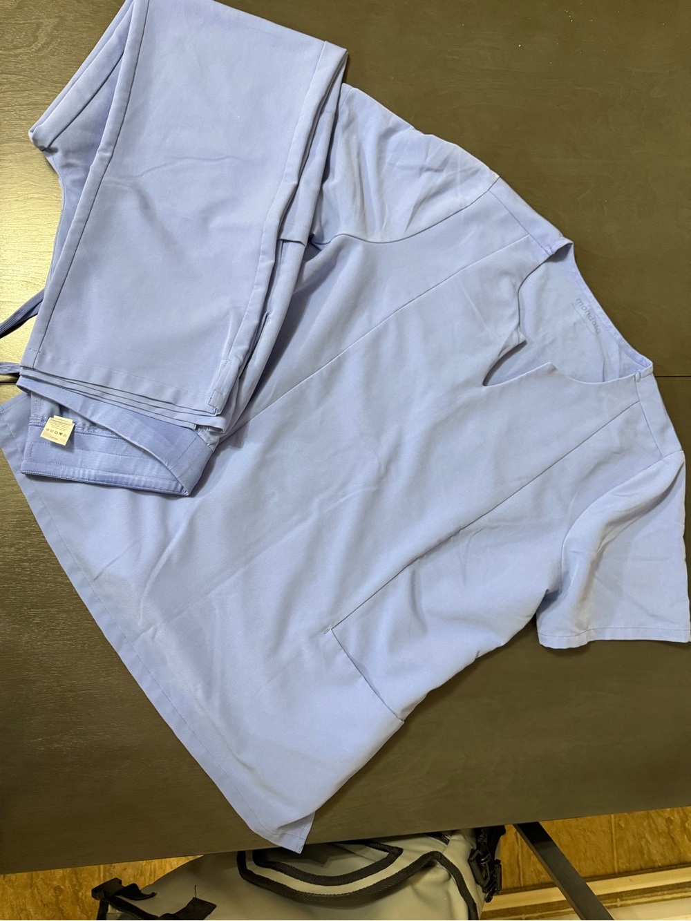 Light Blue Women's Scrub Top and Pants Set Top Large and Joggers are Medium